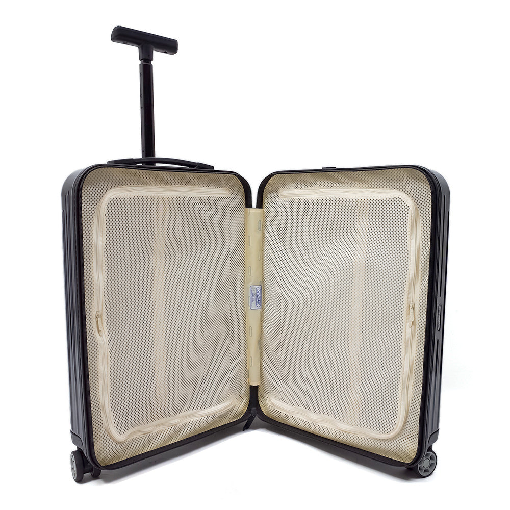 リモワ サルサエアー 中古商品 825.52 33リットル 4輪