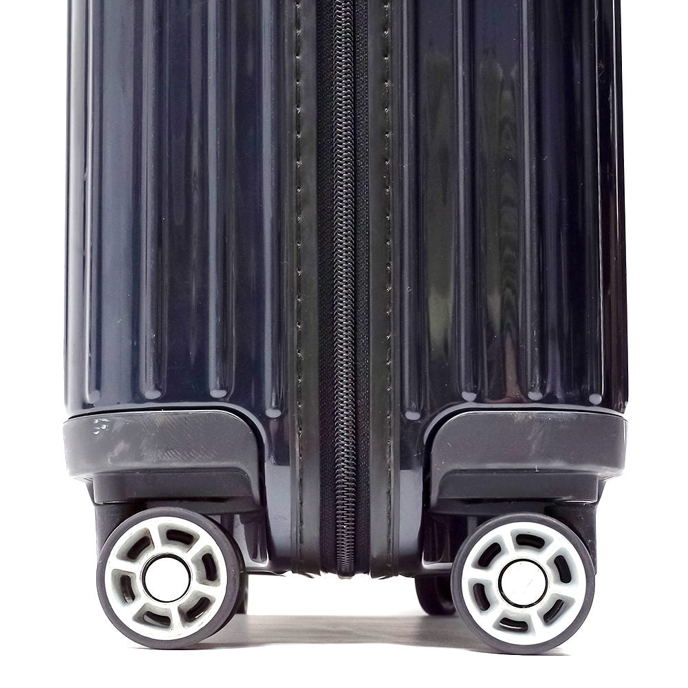 リモワ サルサエアー 中古商品 825.52 33リットル 4輪