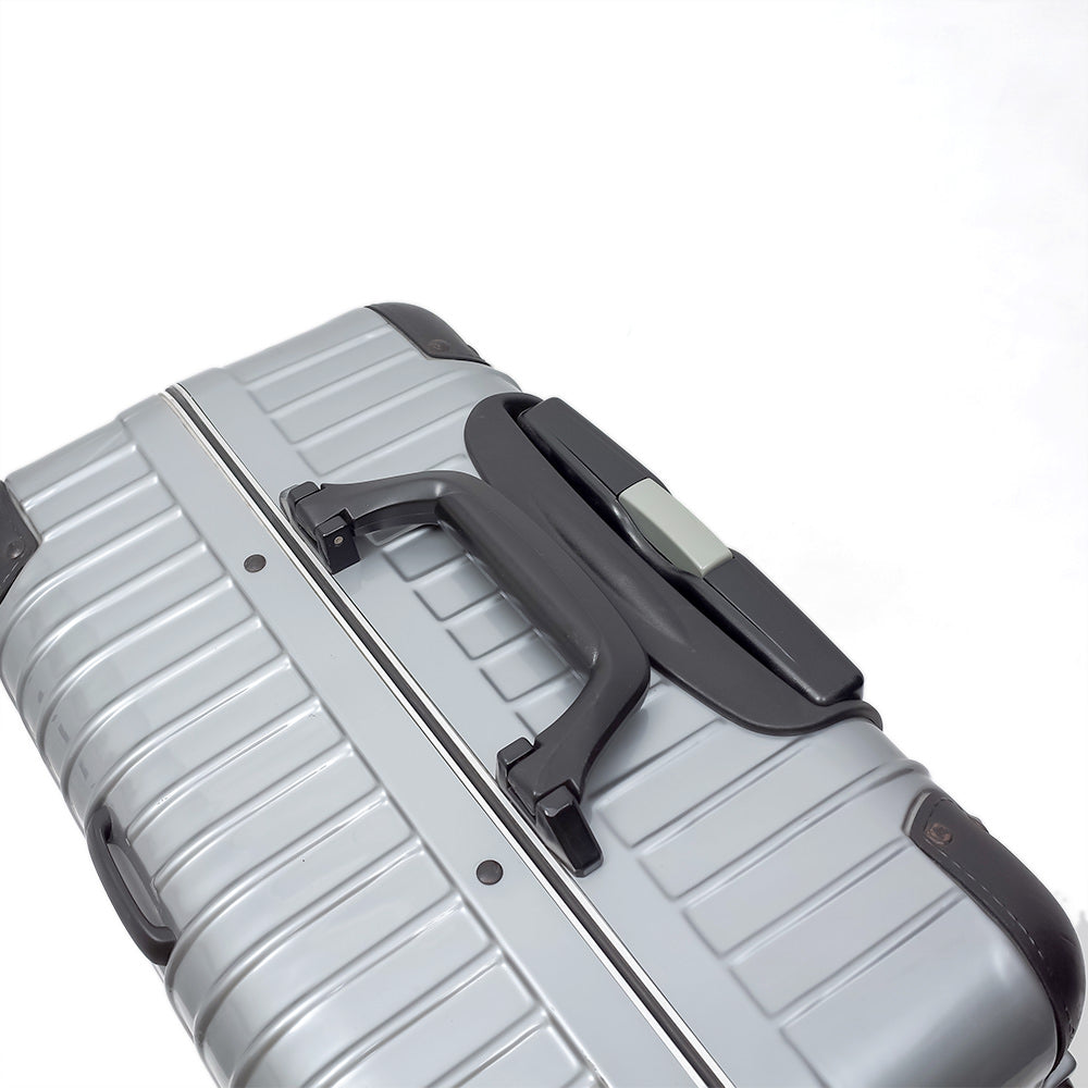 リモワ サンバ 中古商品 836.63 63リットル 2輪