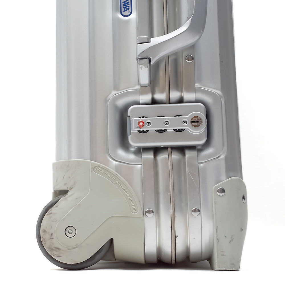 リモワ トパーズ 929.52-6 中古商品 32リットル 2輪 – リモワ(RIMOWA