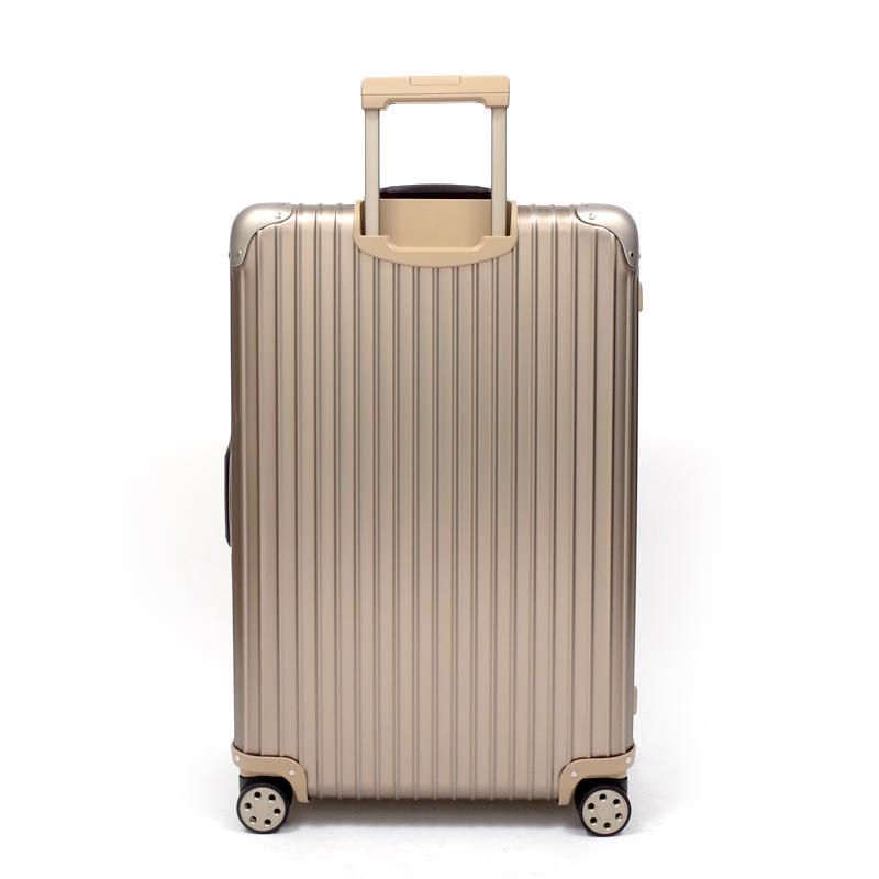 ルフトハンザ リモワ プライベートジェット 942.89 在庫商品 85リットル 4輪
