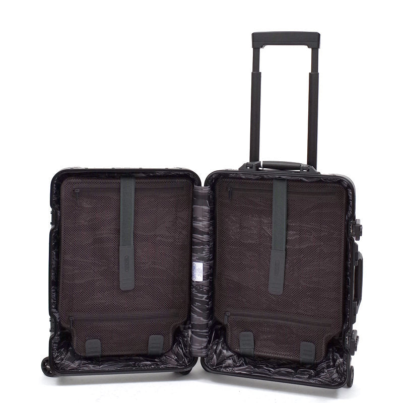 リモワ&モンクレール限定 36リットル 4輪