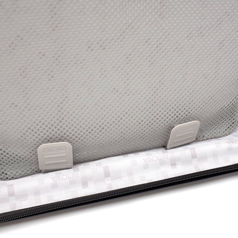 リモワ サルサ 電子タグ 811.77.38.5 アウトレット商品 96リットル 4輪