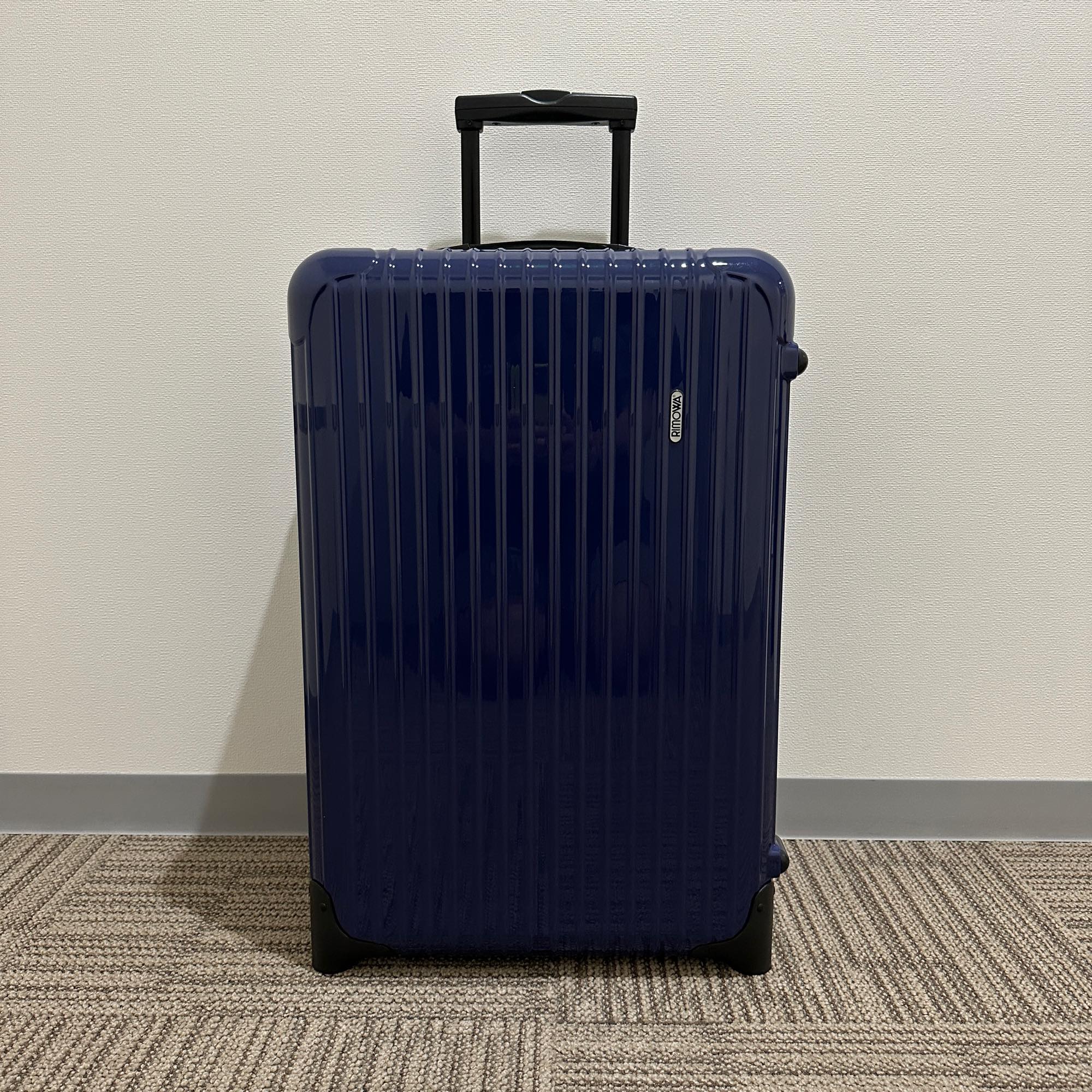 リモワ サルサ 857.63 新古品 60リットル 2輪