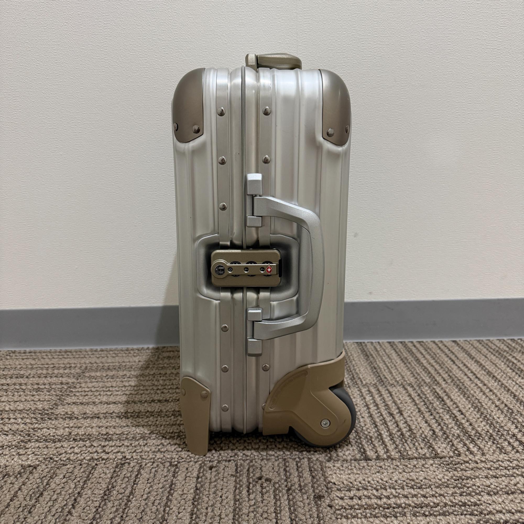 リモワ トパーズキッズトロリー 923.42.00.2-2 中古美品 20リットル 2輪