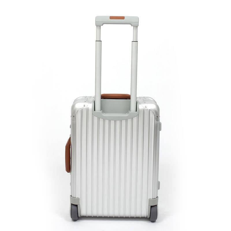 ルフトハンザ リモワ ボーイング 在庫商品 1747674 32リットル 2輪
