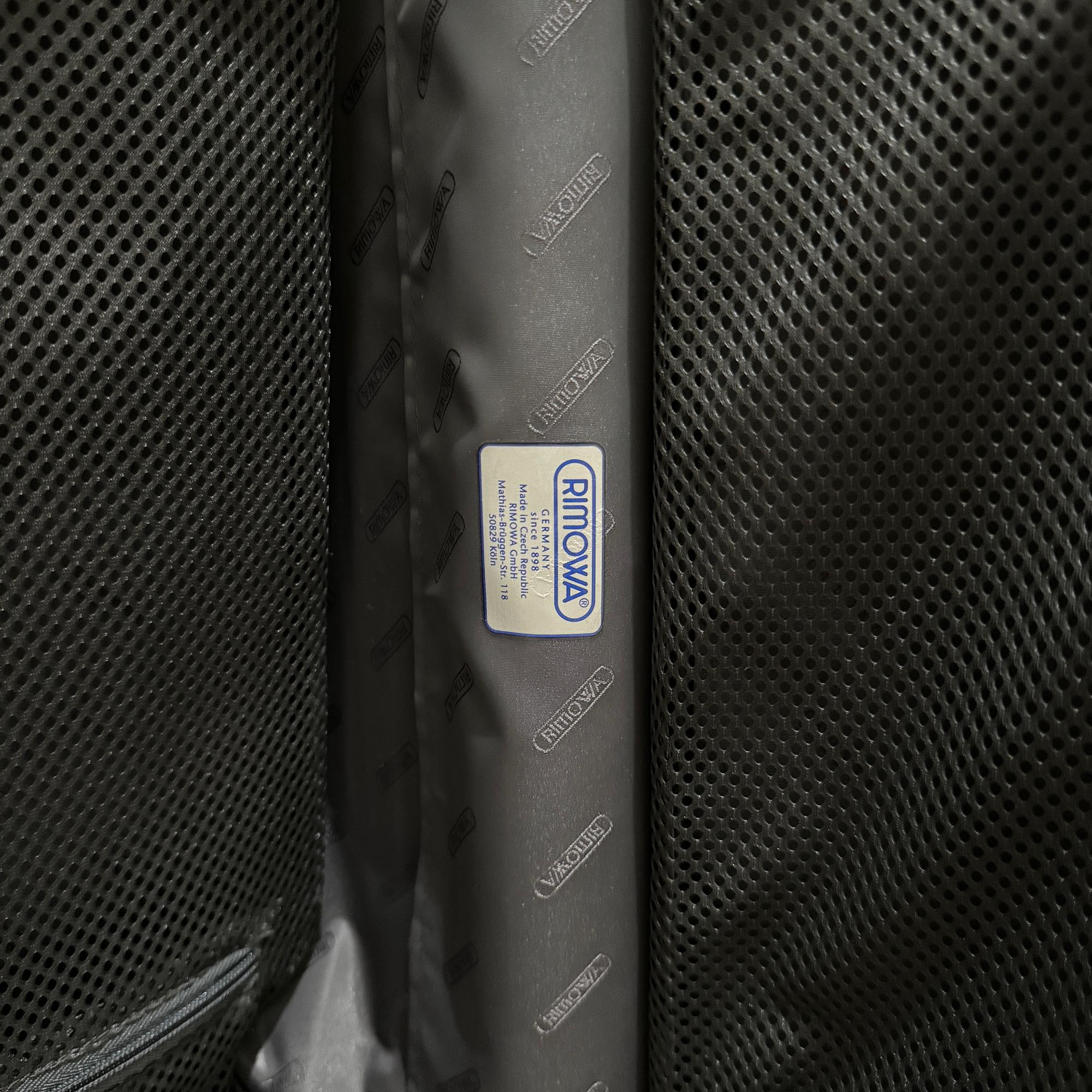 リモワ リンボ 880.52.50.2 新品 32リットル 2輪