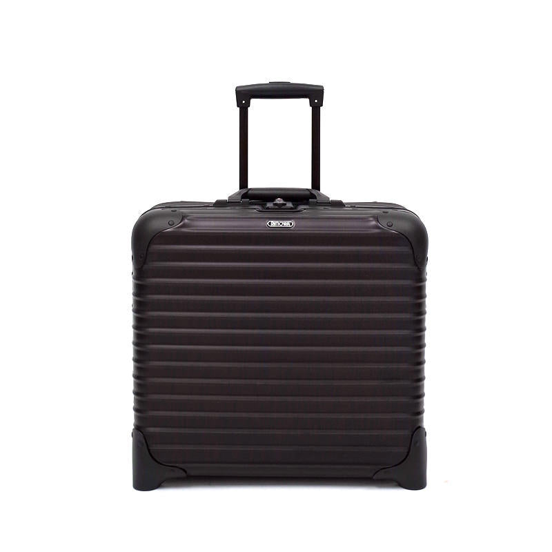 リモワ トパーズ ステルス 在庫商品 923.40.01.2 28リットル 2輪