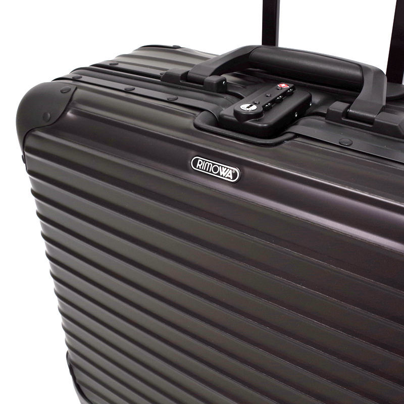 リモワ トパーズ ステルス 在庫商品 923.40.01.2 28リットル 2輪