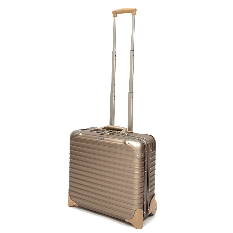 リモワ トパーズ チタニウム 920.40.03.2 在庫商品 28リットル 2輪