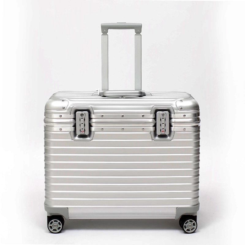 リモワ パイロット 923.50.00.4 アウトレット商品 34リットル 4輪