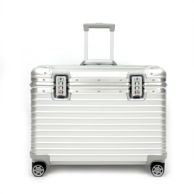 リモワ パイロット 920.51.00.4 在庫商品 37リットル 4輪