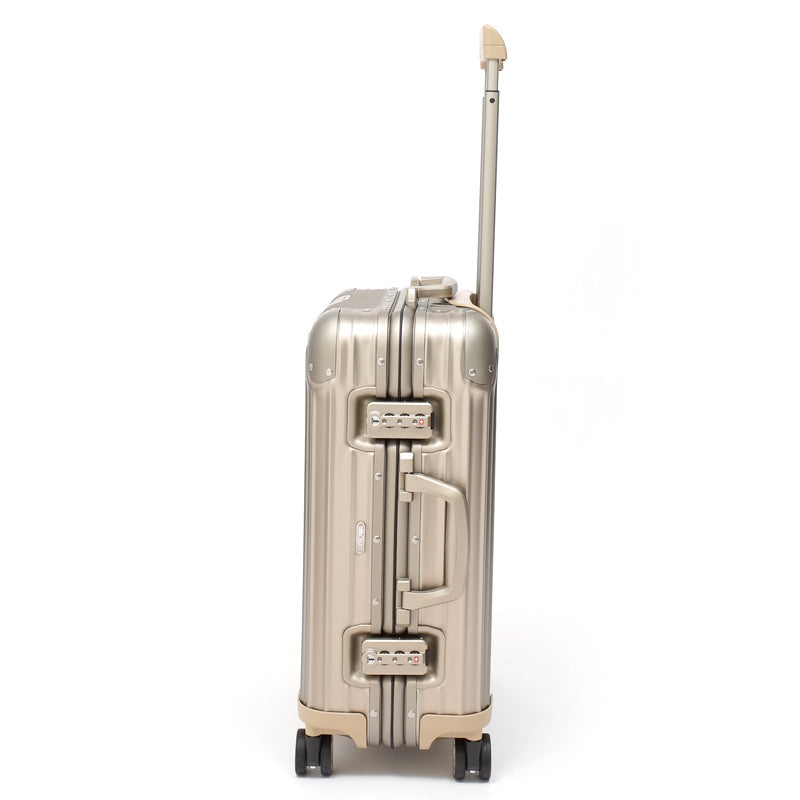 リモワ トパーズ チタニウム 923.53.03.4 在庫商品 34リットル 4輪