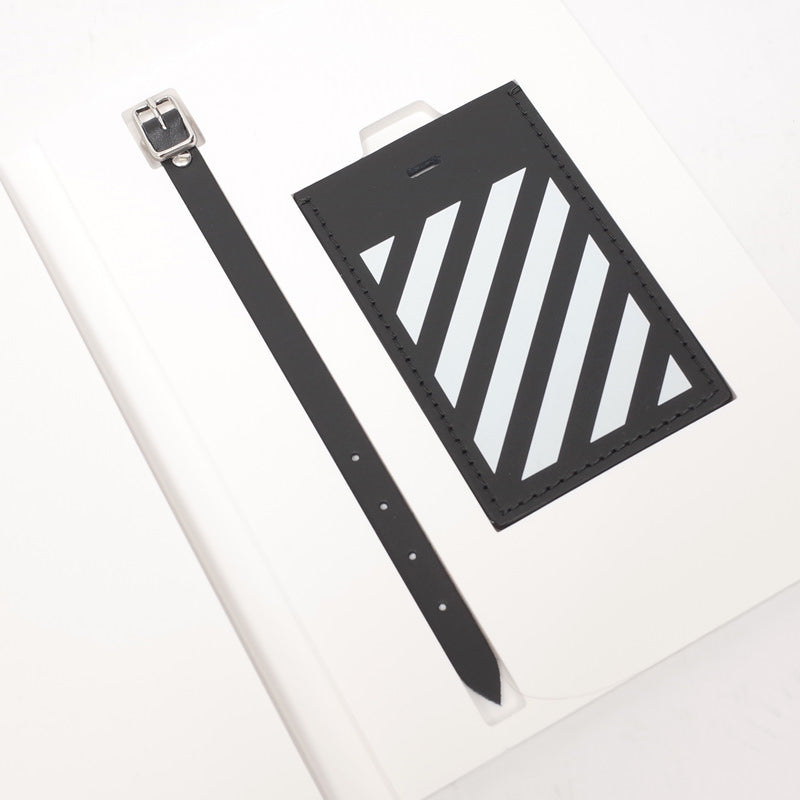 リモワ×OFF-WHITE限定 在庫商品 36リットル ブラック 4輪