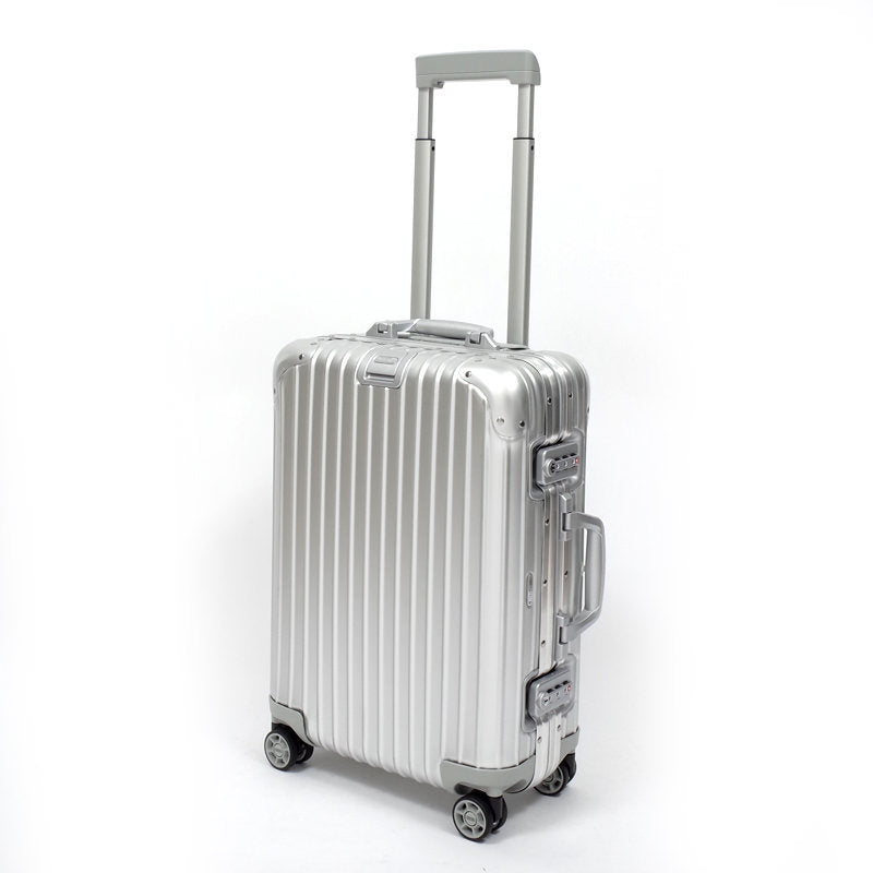 リモワ トパーズ 923.52.00.4 在庫商品 32リットル 4輪