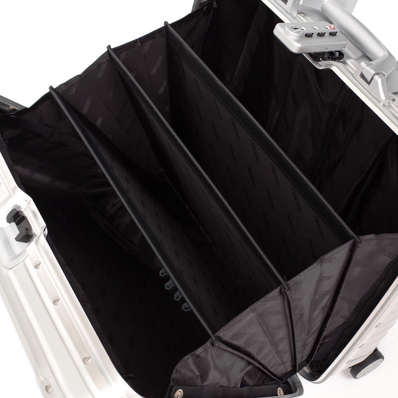 リモワ トパーズ 923.40.00.4 在庫商品 26リットル 4輪