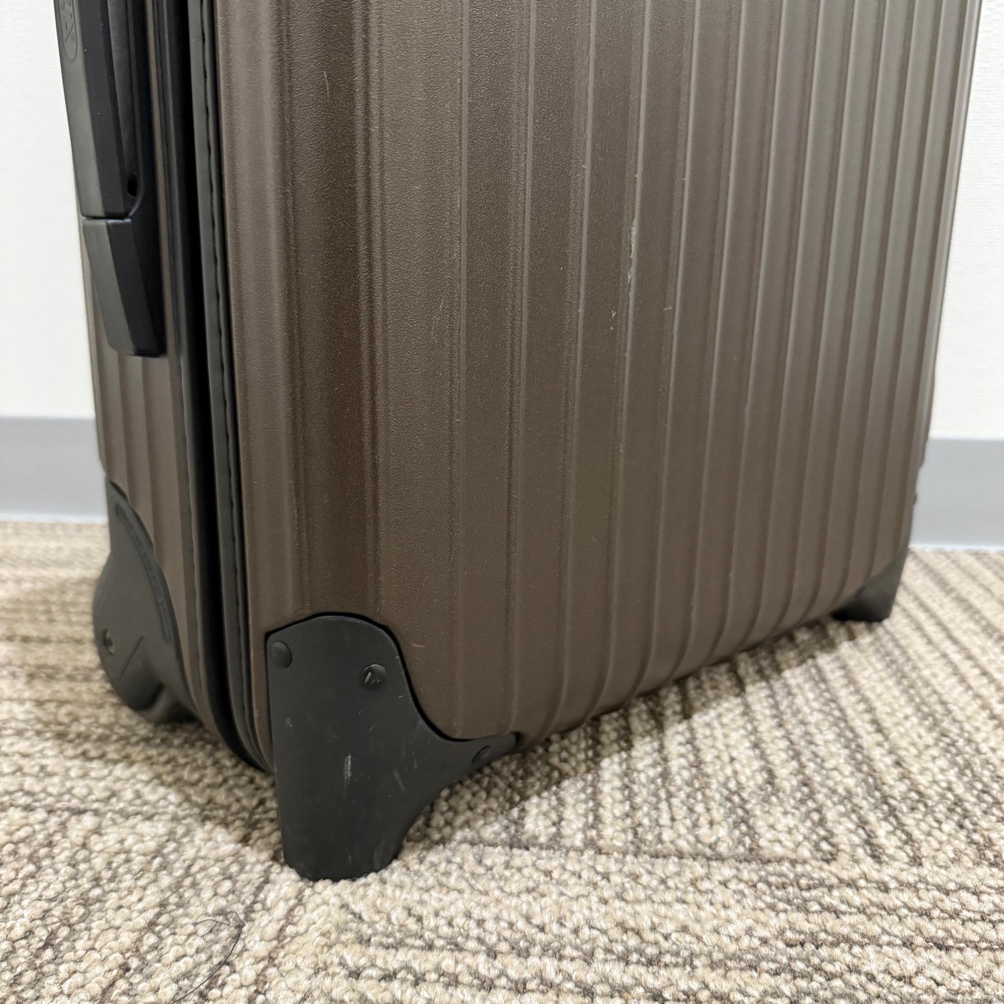 リモワ サルサ 810.52-10 中古美品 33リットル 2輪