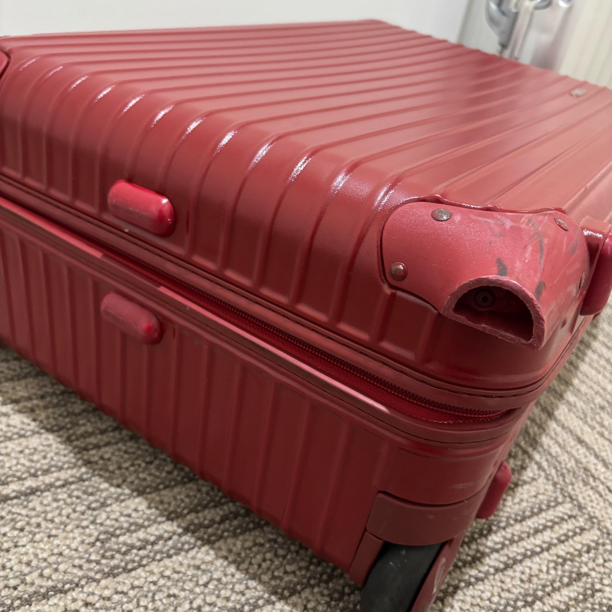リモワ エッセンシャル(サルサ) 855.63-10 中古美品 63リットル 2輪