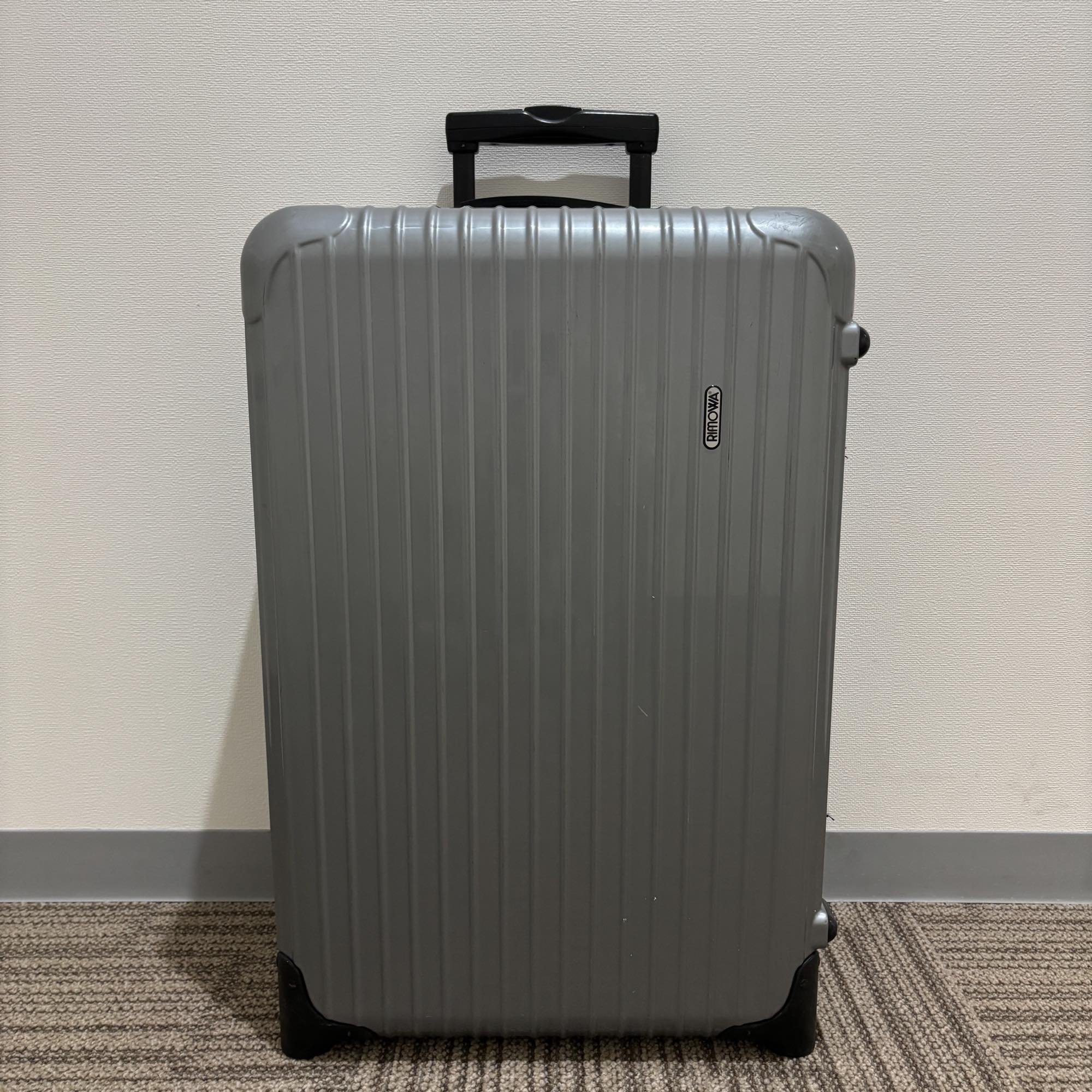 リモワ エッセンシャル(サルサ) 856.63-10 63リットル 中古商品 2輪