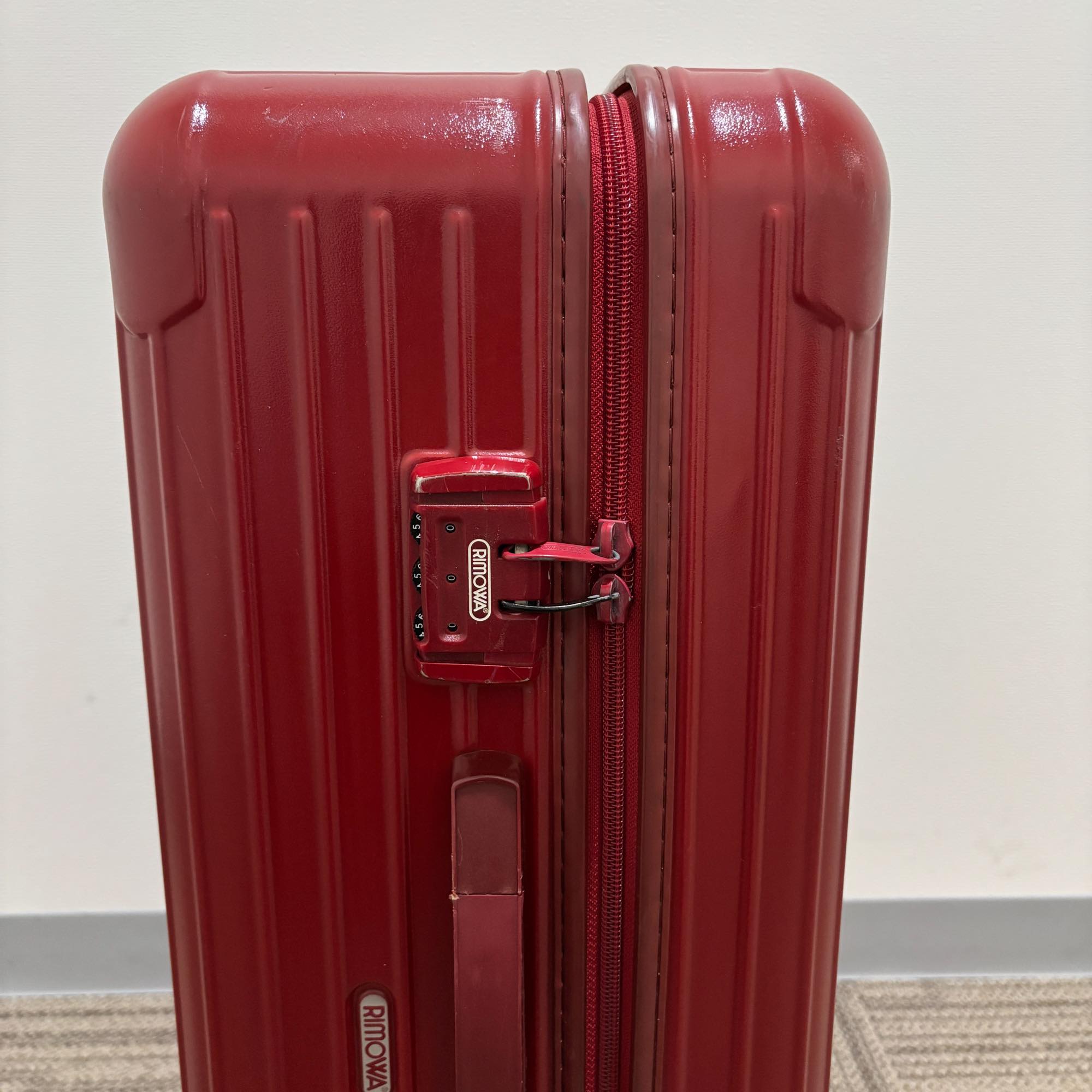 リモワ エッセンシャル(サルサ) 855.63-11 中古商品 63リットル 2輪