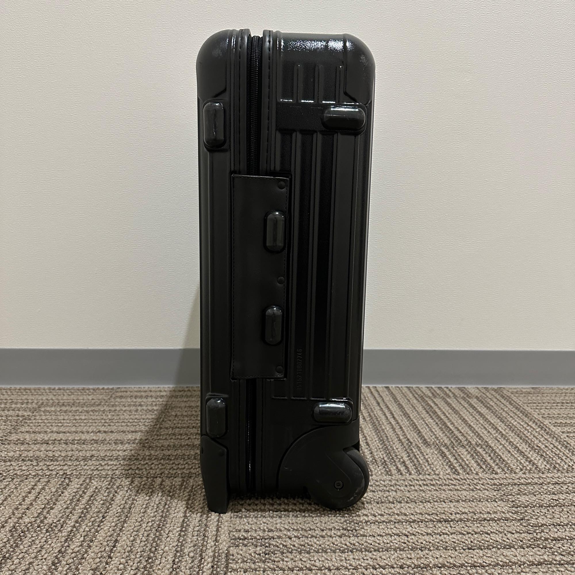 リモワ サルサ 851.52-13 32リットル 中古美品 2輪
