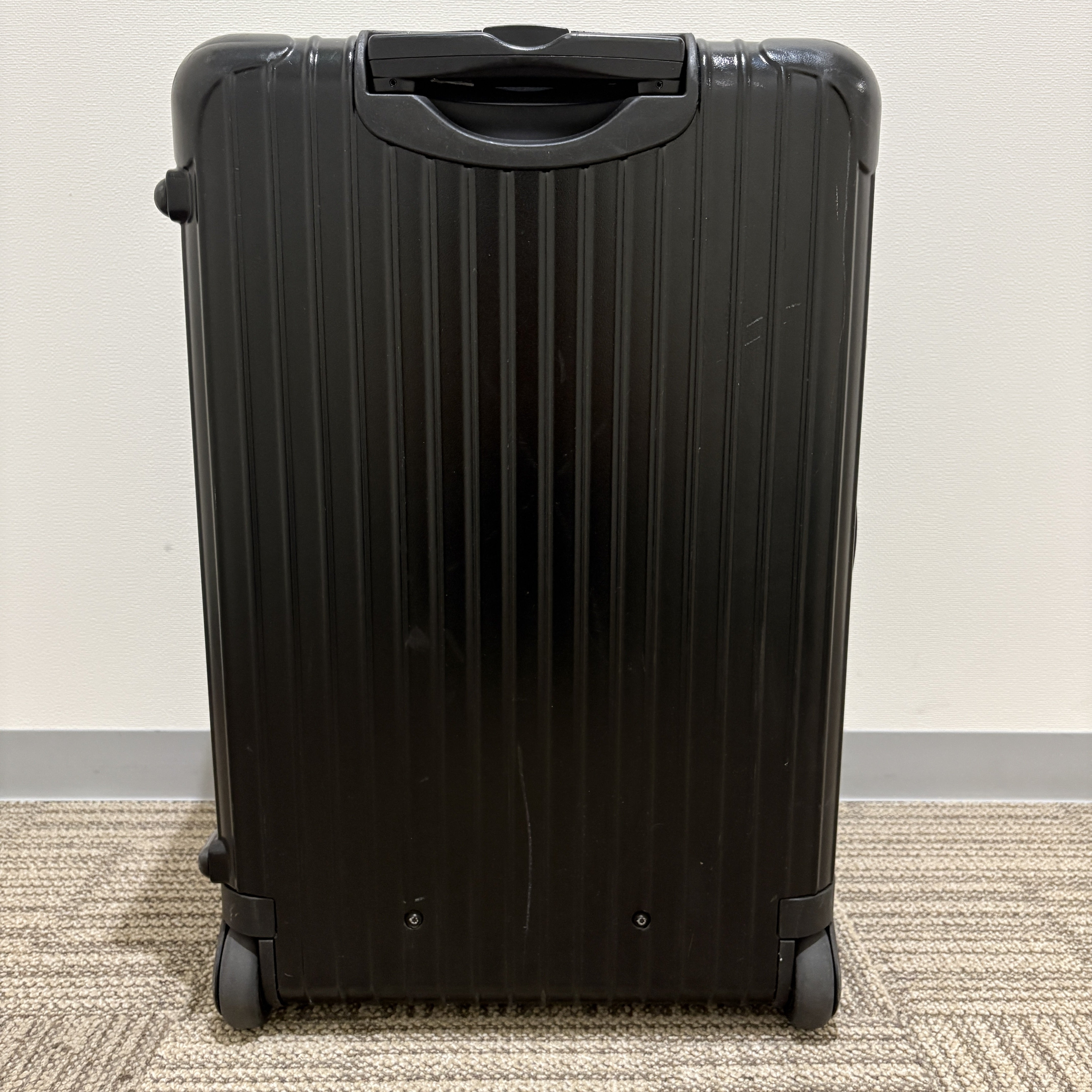 リモワ サルサ (エッセンシャル) 851.63-14 中古美品 63リットル 2輪