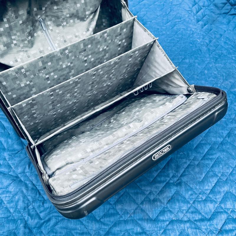 リモワ サルサ 中古商品 810.40-2 25リットル 4輪