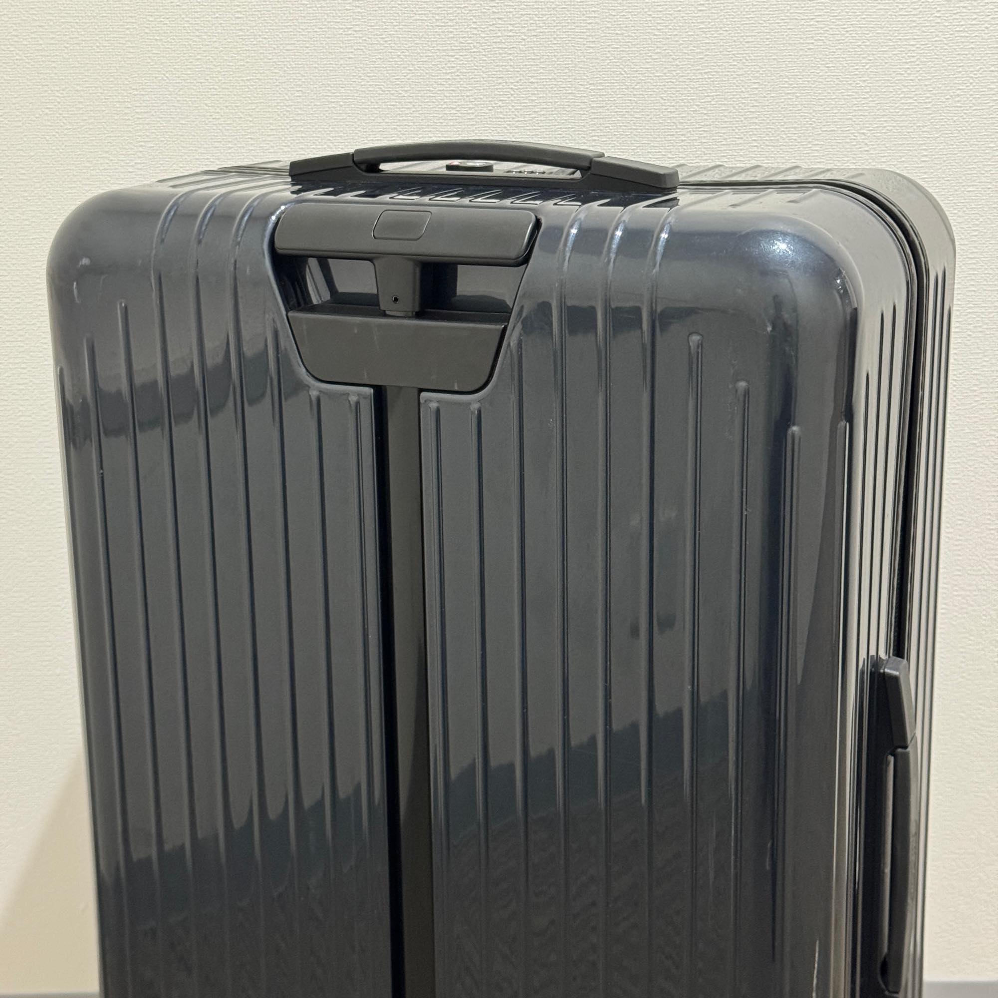 リモワ サルサ エアー 820.70.25.4-2 中古美品 80リットル 4輪