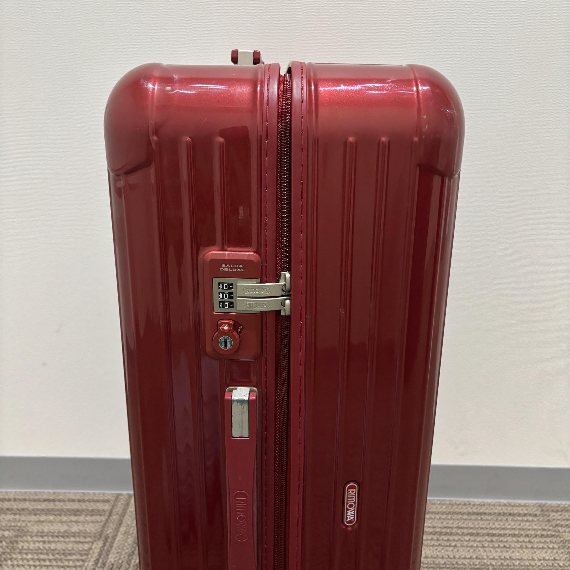 リモワ サルサ デラックス 830.70.50.4 78リットル 中古美品 4輪