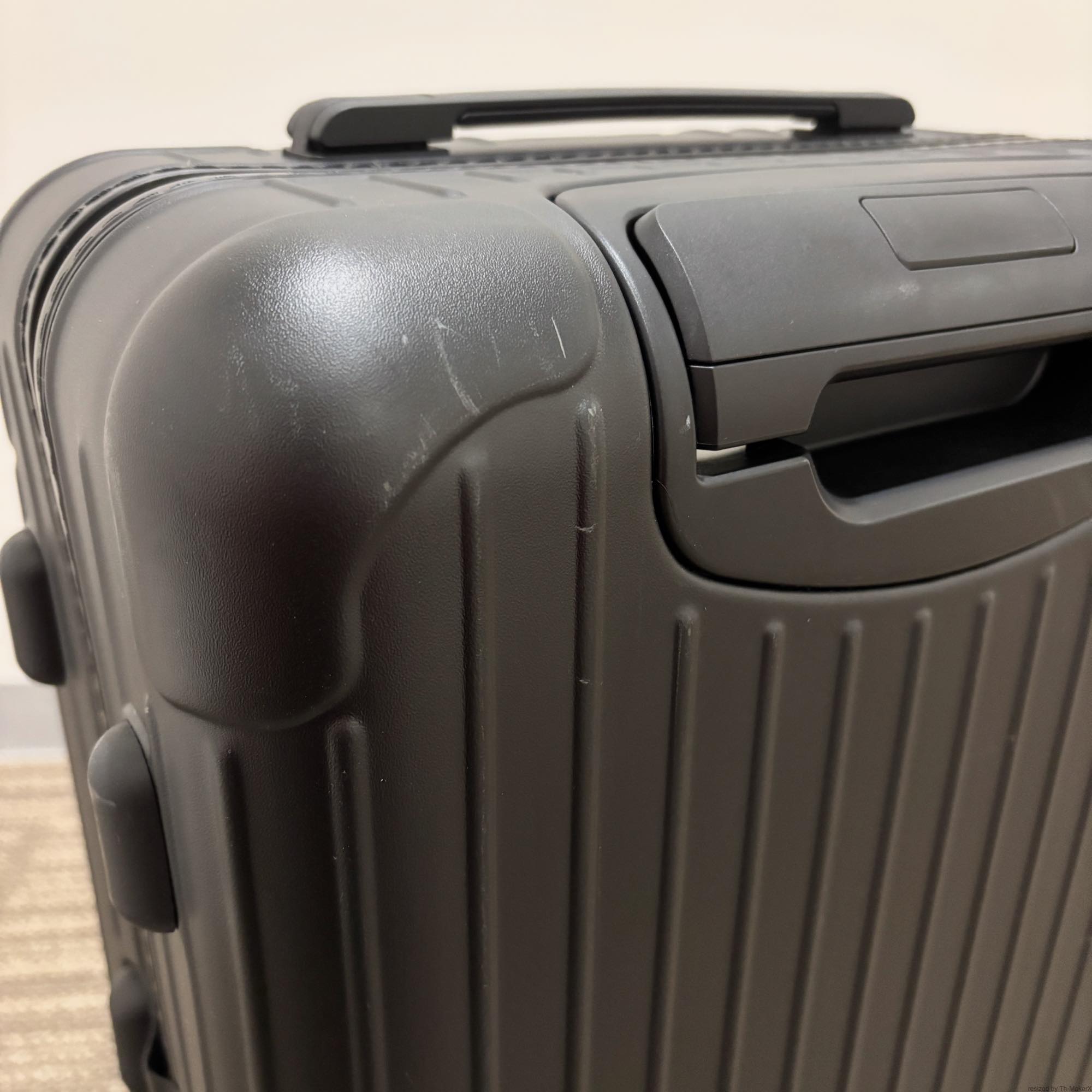 リモワ エッセンシャル キャビンS 34L 832.52.63.1-2 中古美品 マットブラック