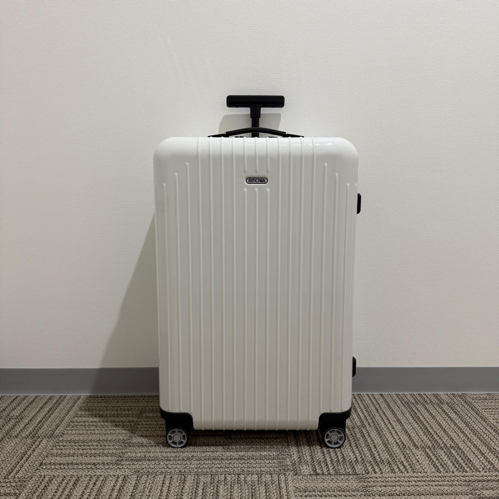 リモワ サルサエアー 845.63-2 中古美品 64リットル 4輪