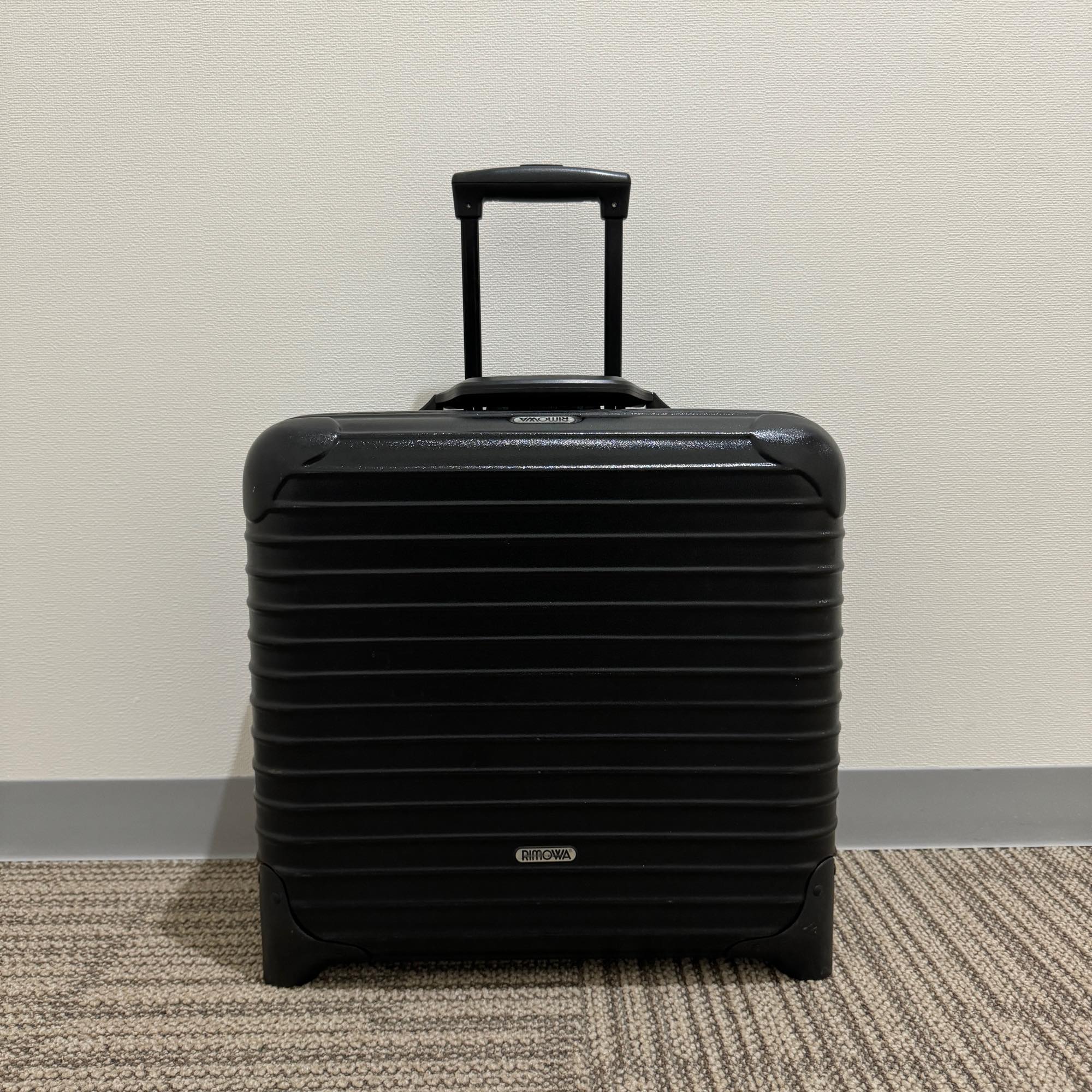 リモワ サルサ 中古美品 851.40-2 23リットル 2輪