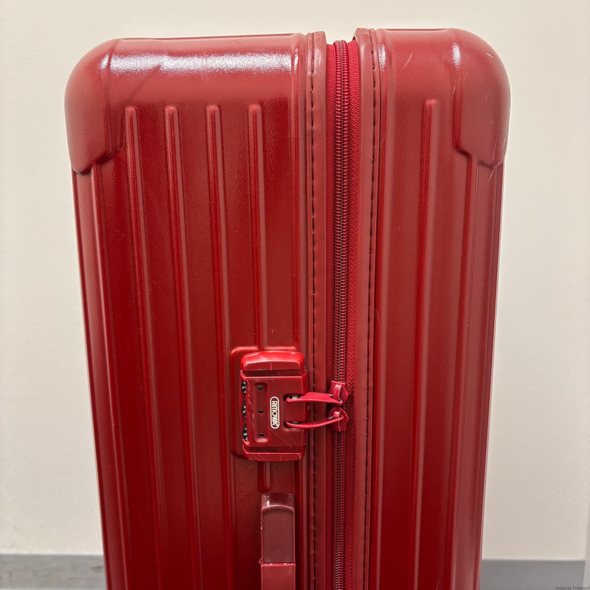 リモワ エッセンシャル(サルサ) 855.77 104リットル 中古美品 2輪