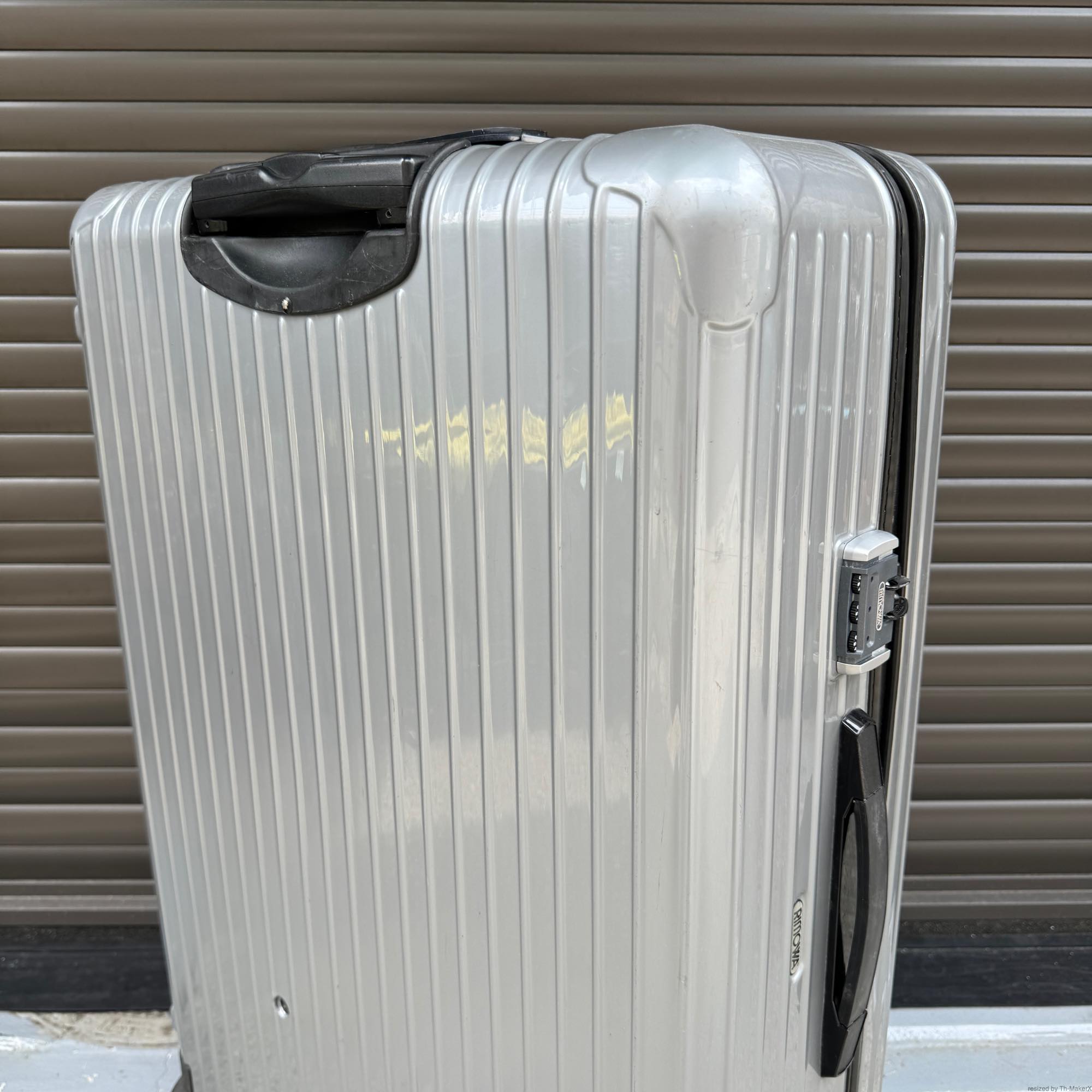 リモワ サルサ 中古商品 856.77-2 104リットル 2輪