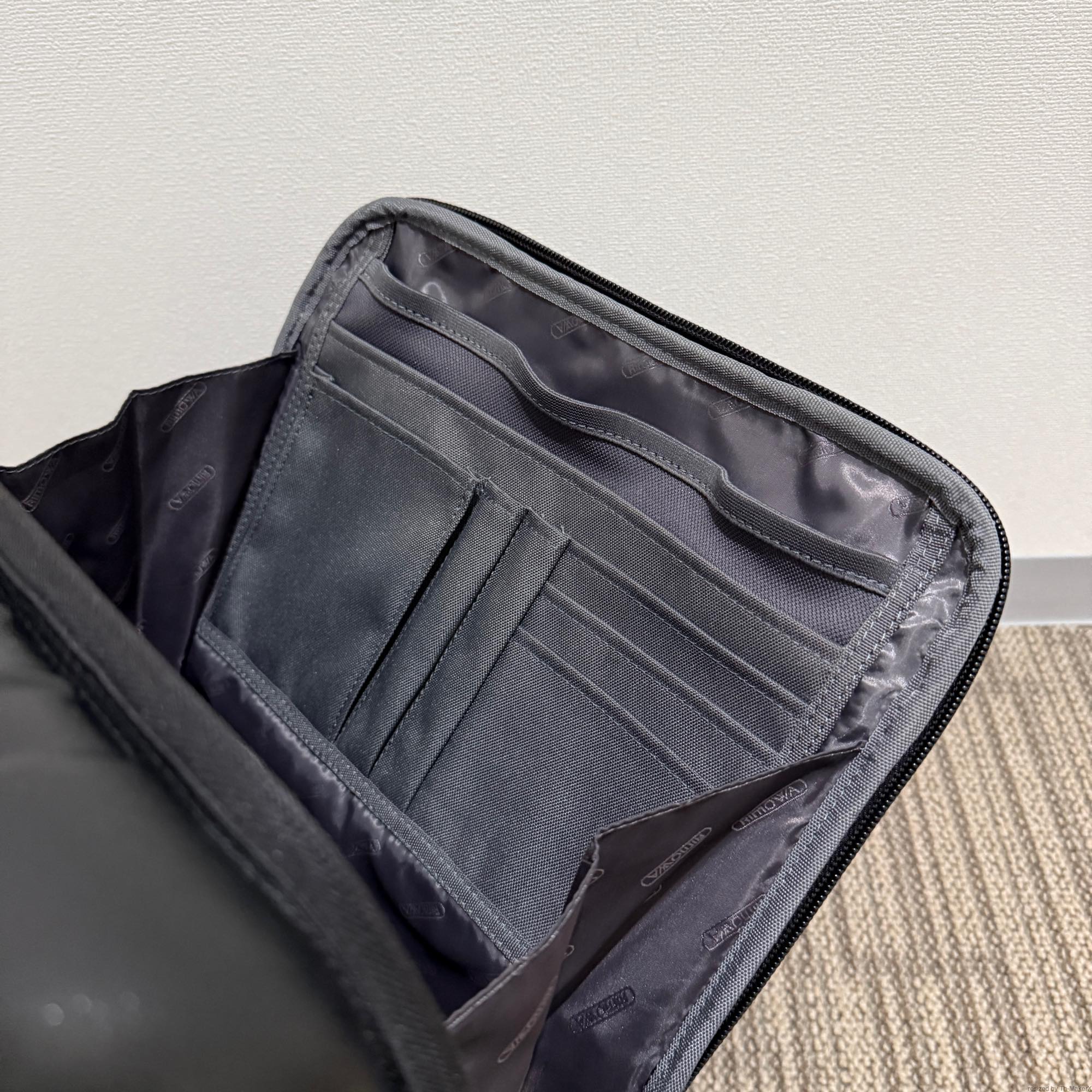 リモワ ボレロ 中古美品 861.52-2 37リットル 2輪