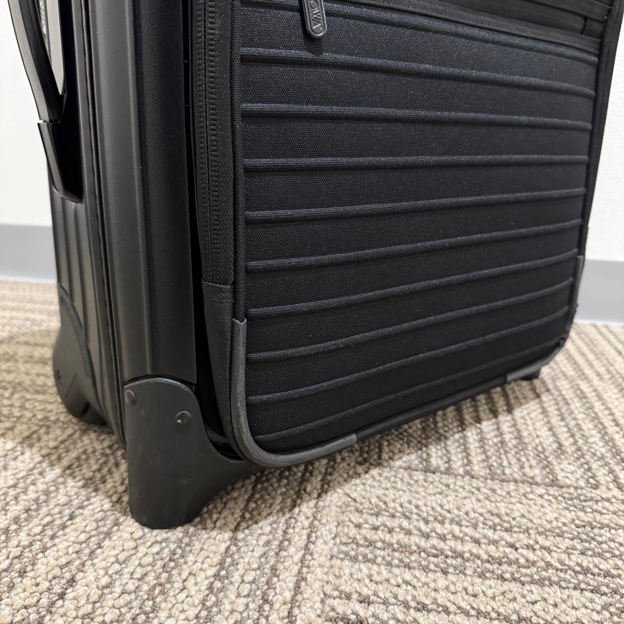 リモワ ボレロ 中古美品 861.52-2 37リットル 2輪