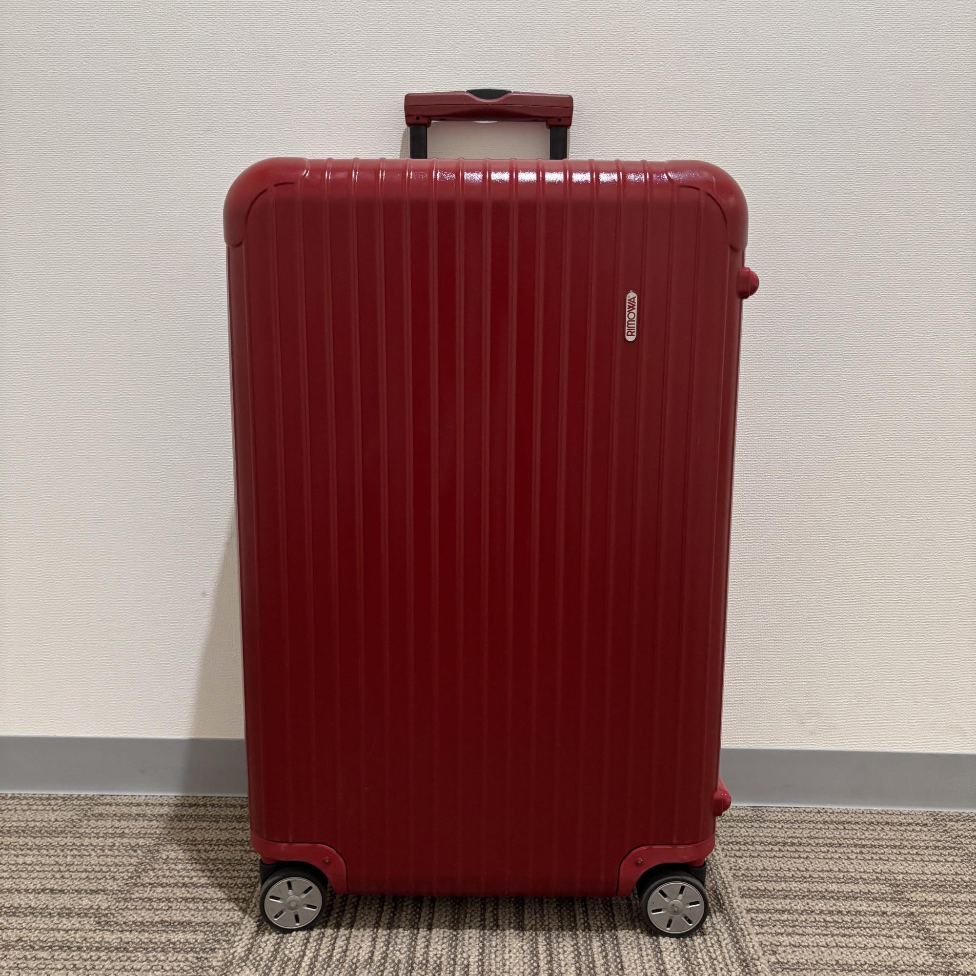 リモワ エッセンシャル(サルサ) 875.70-2 82リットル 中古美品 4輪