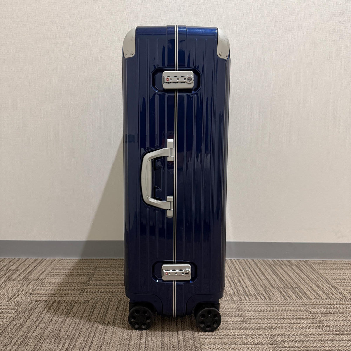 リモワ ハイブリッド 883.73.60.4-2 チェックインL マットブルー 中古美品 84L