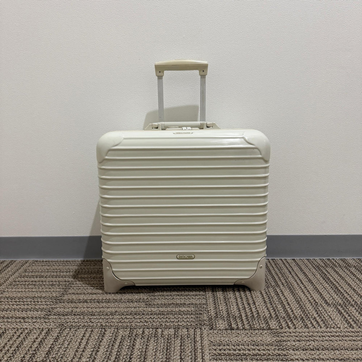 リモワ ユナイテッドアローズ限定サルサ 895.47-2 中古美品 20リットル 