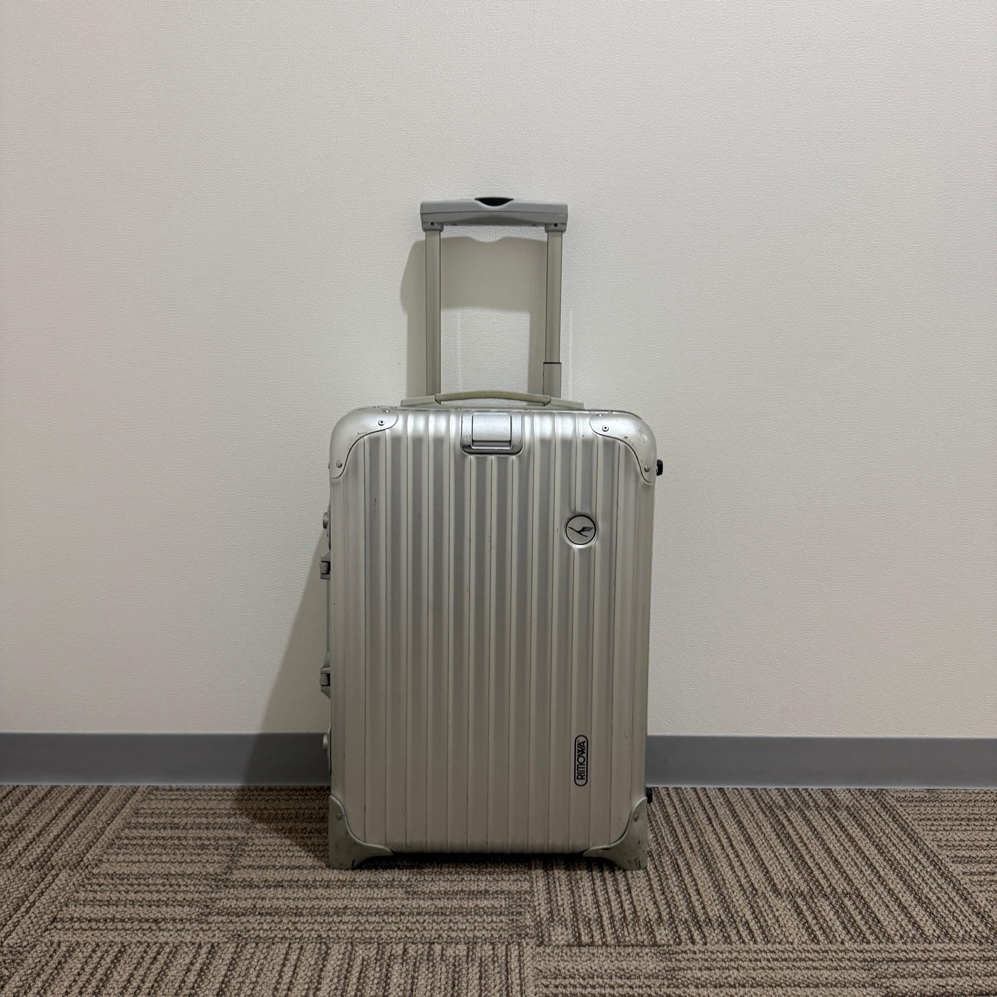 ルフトハンザ リモワ アルミニウム 919.52-2 中古商品 32リットル 2輪