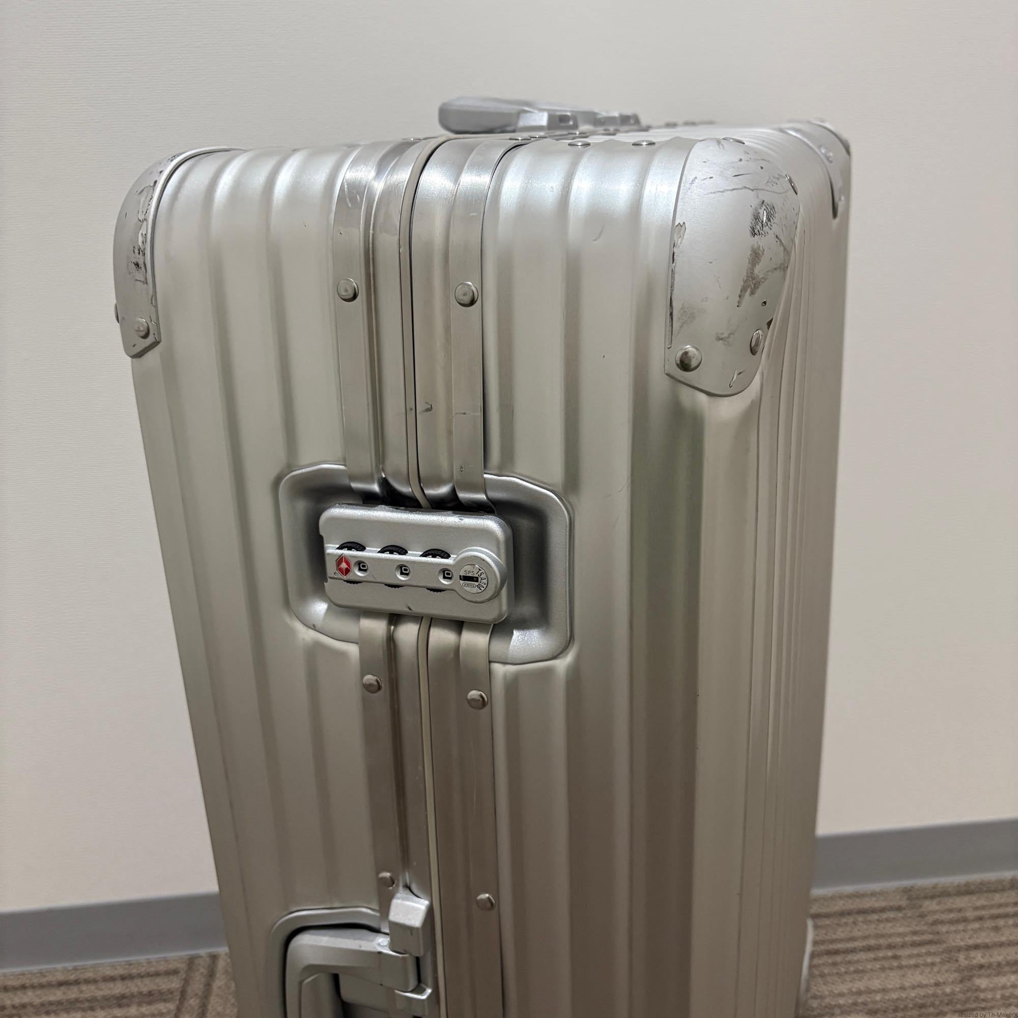リモワ トパーズ U920.77-2 中古商品 98リットル 4輪