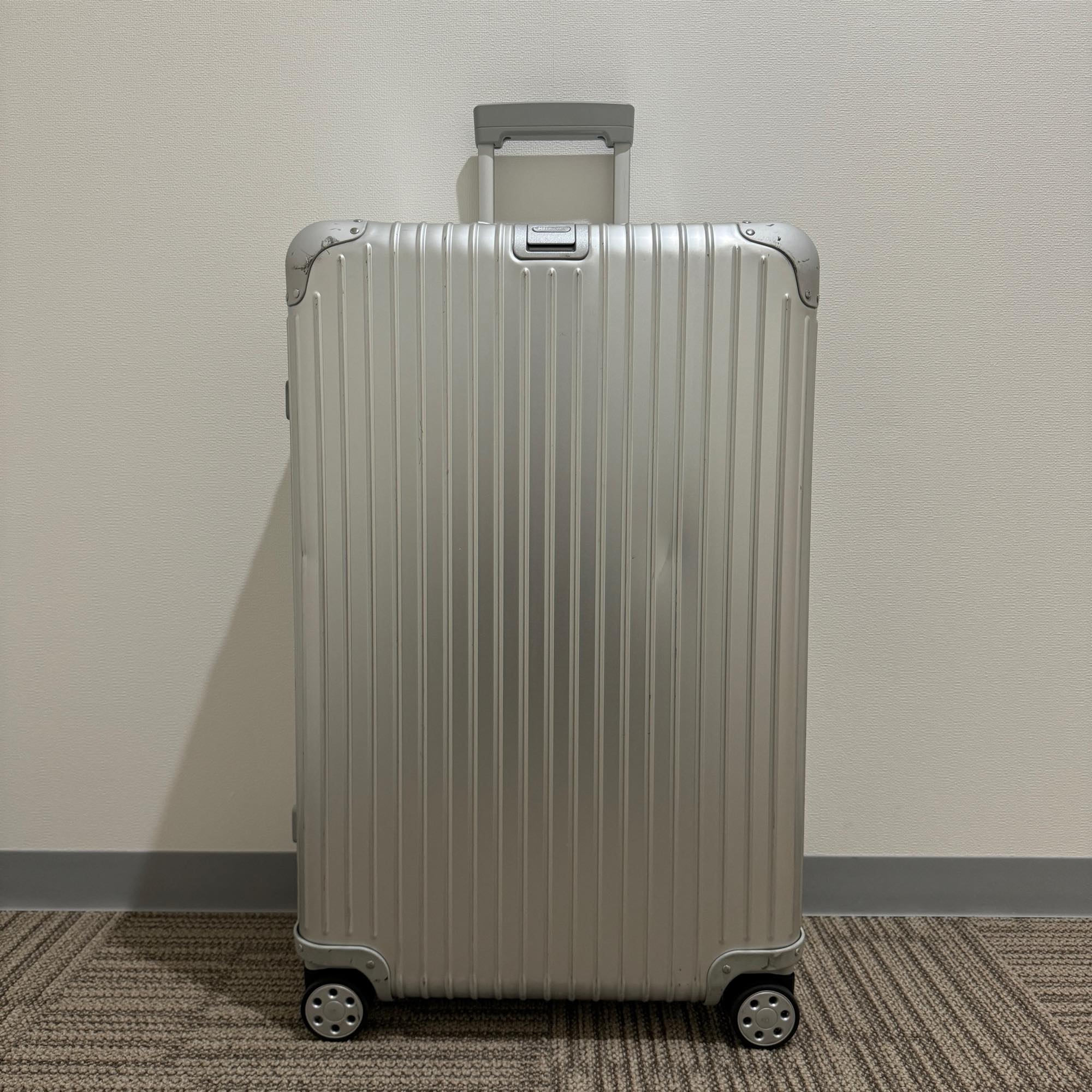 リモワ トパーズ 電子タグ 中古美品 924.73-2 82リットル 4輪