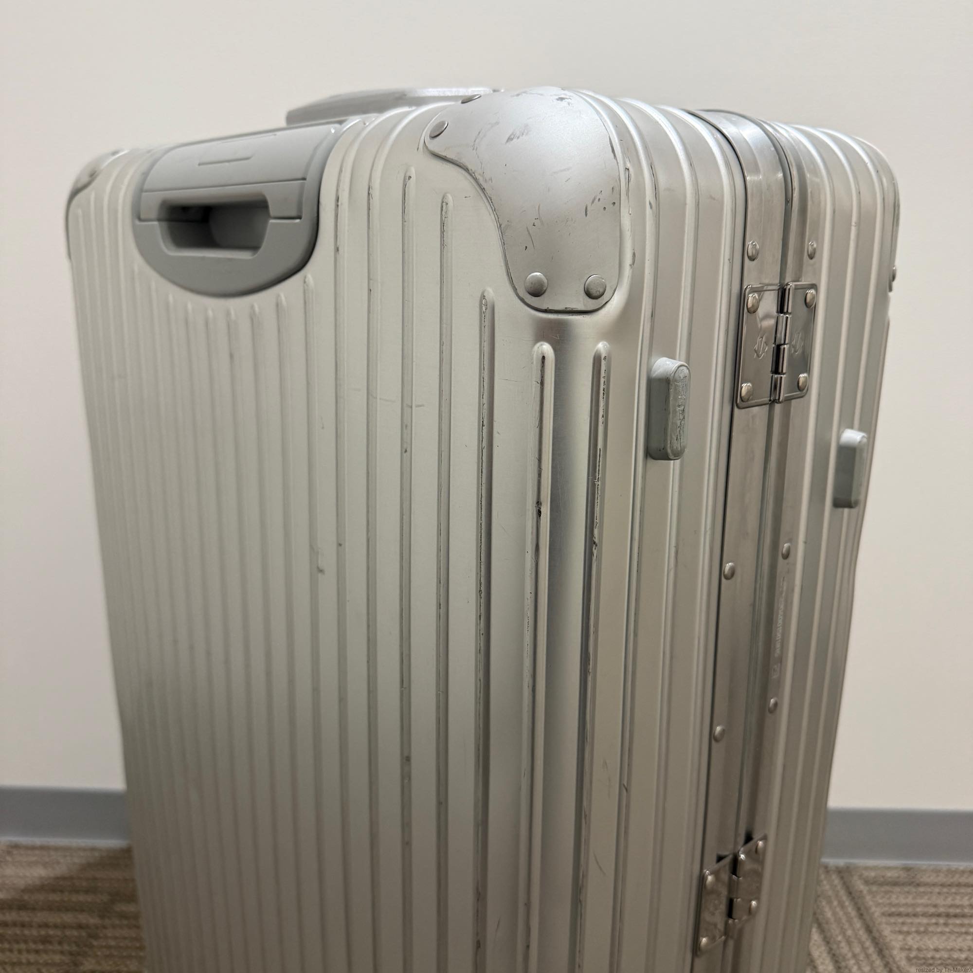 リモワ オリジナル チェックインL 925.73.00.4-2 シルバー 中古商品 86リットル 4輪
