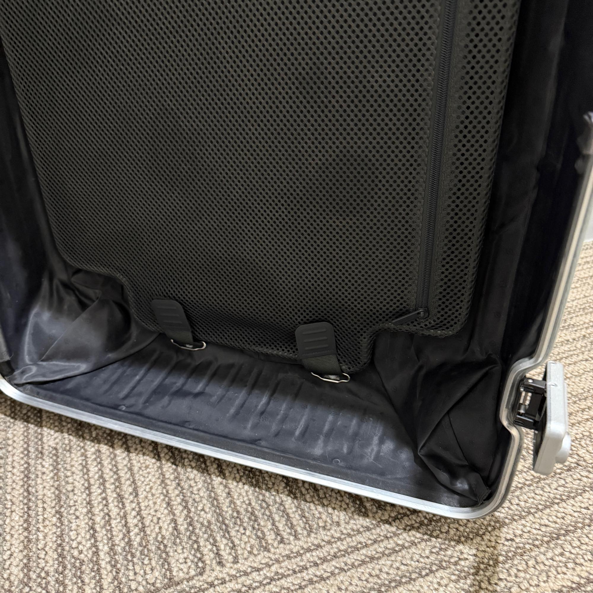 リモワ オリジナル チェックインL 925.73.00.4-2 シルバー 中古商品 86リットル 4輪