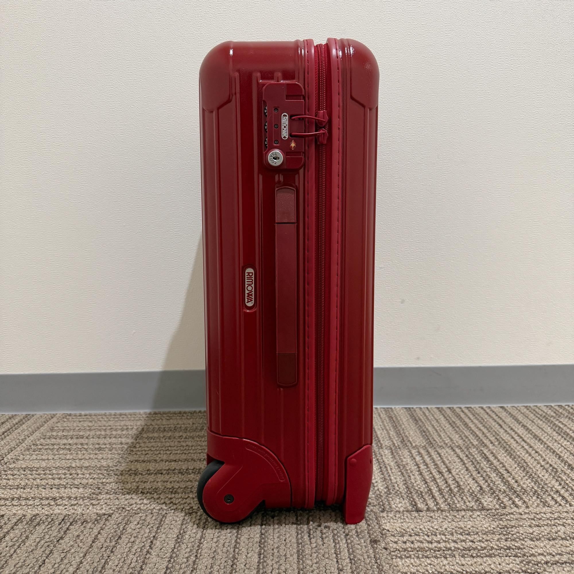 リモワ エッセンシャル(サルサ) 855.52-21 35リットル 中古美品 2輪