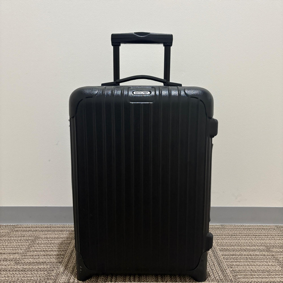 リモワ サルサ(エッセンシャル) 851.52-28 32リットル 中古商品 2輪 