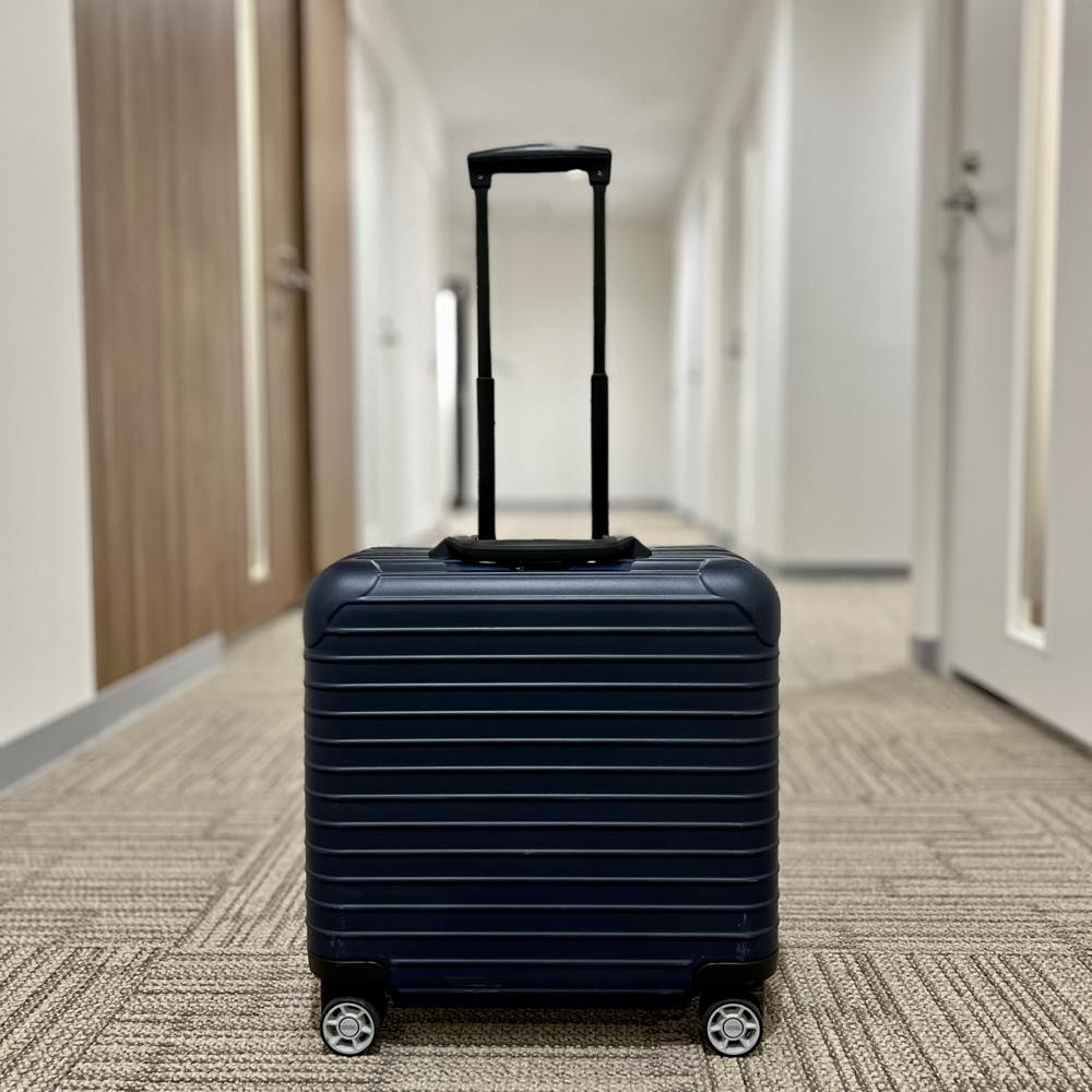 リモワ サルサ 810.40-3 27リットル 中古美品 4輪
