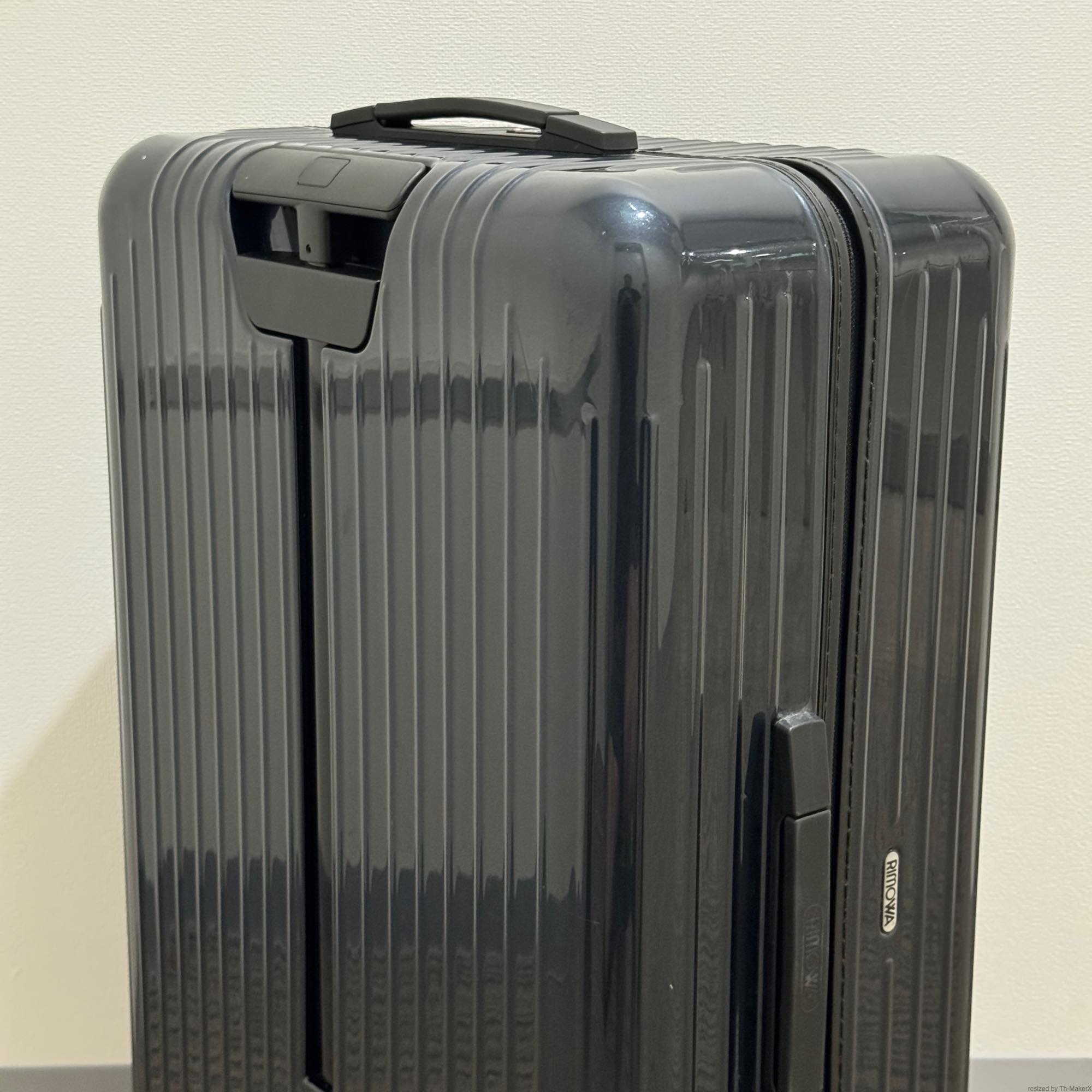 リモワ サルサエアー 825.70-3 80リットル 中古美品 4輪