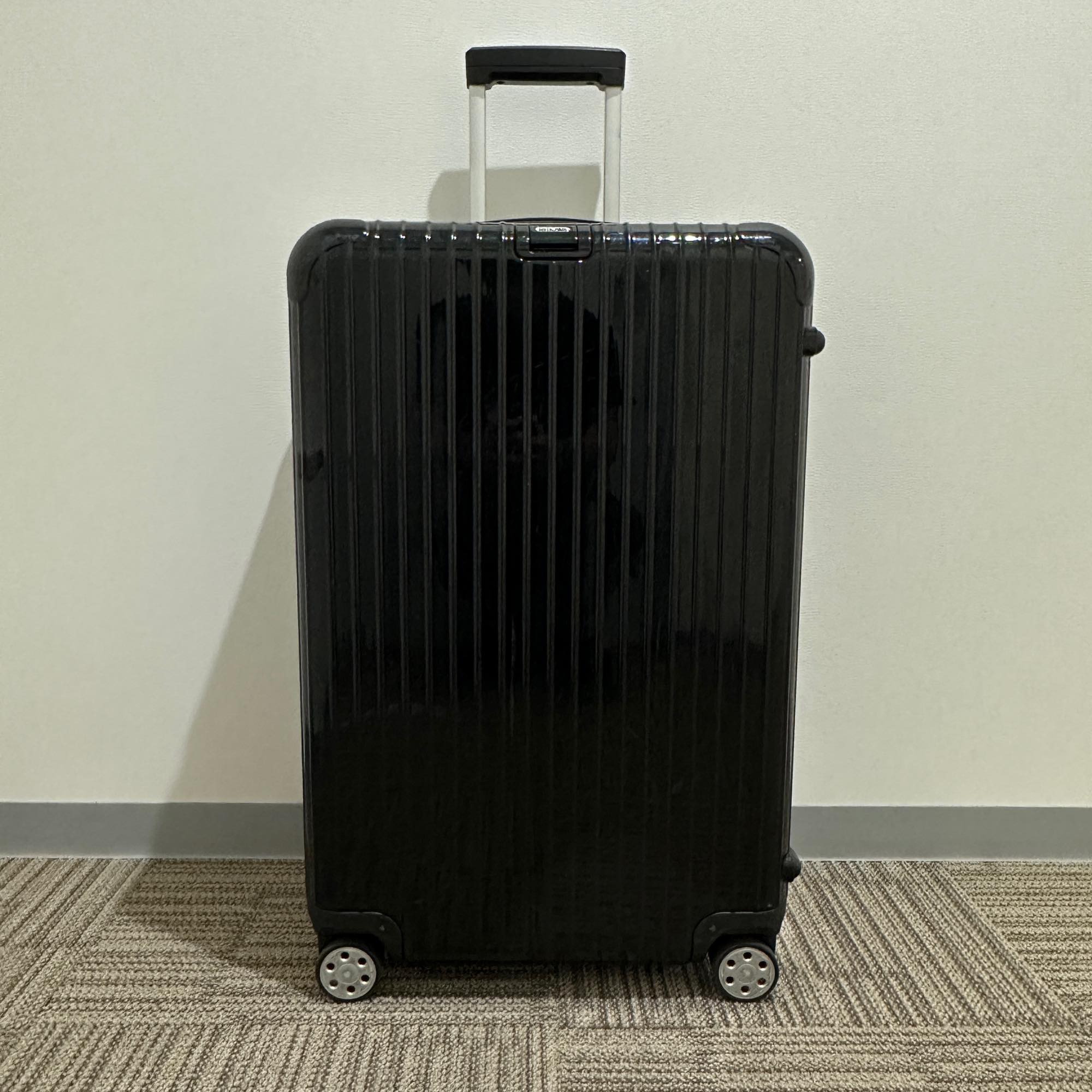 リモワ サルサ デラックス 830.73-3 87リットル 中古商品 4輪