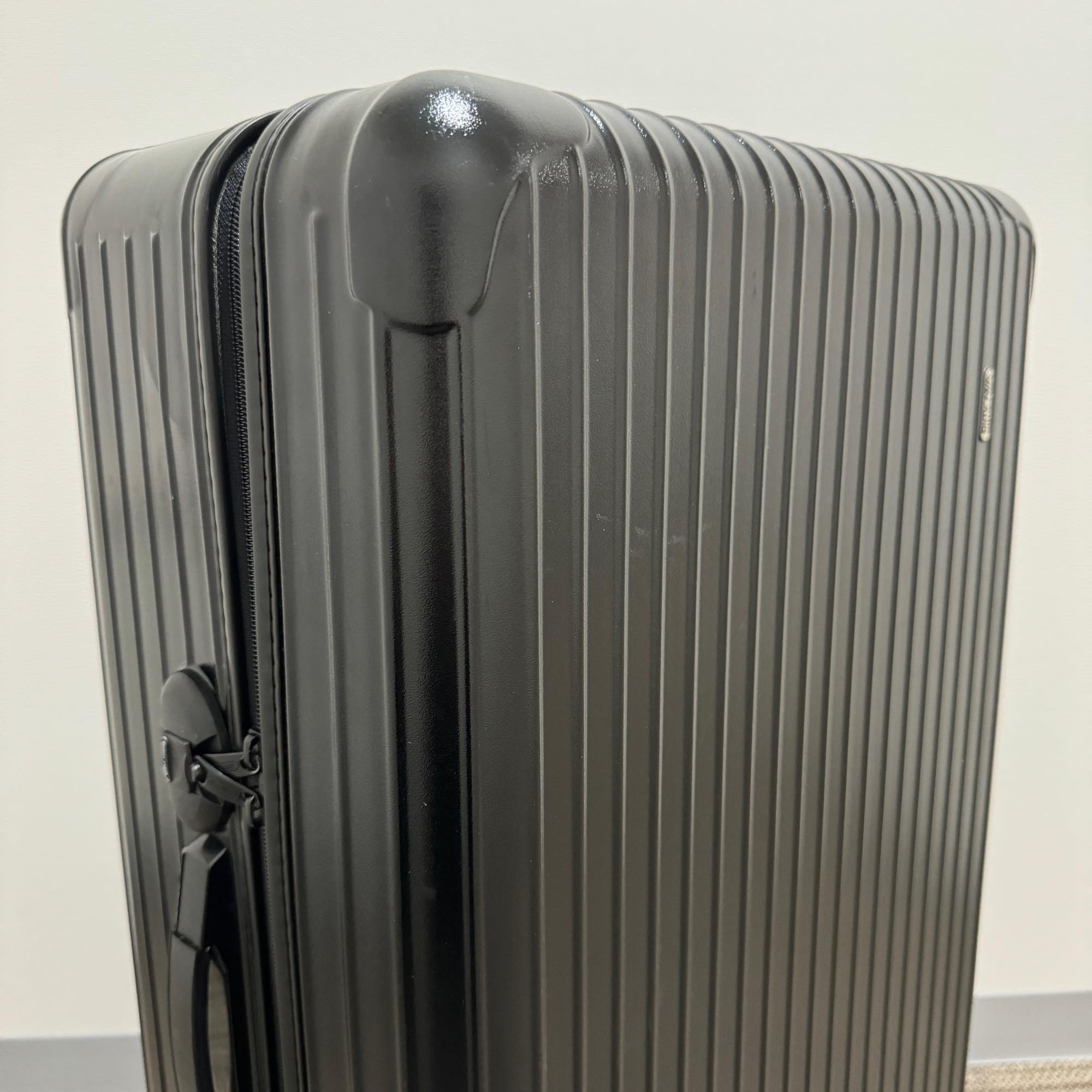 リモワ サルサ 851.77-3 104リットル 中古商品 2輪